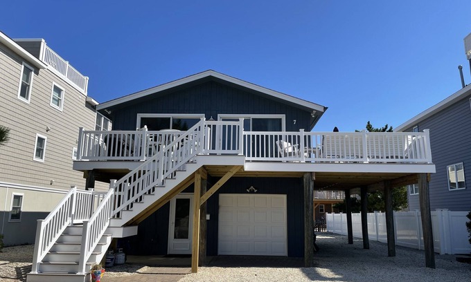 Holgate House | Single Family Home - Oceanside on Dead End Street - Private yet Convenient.