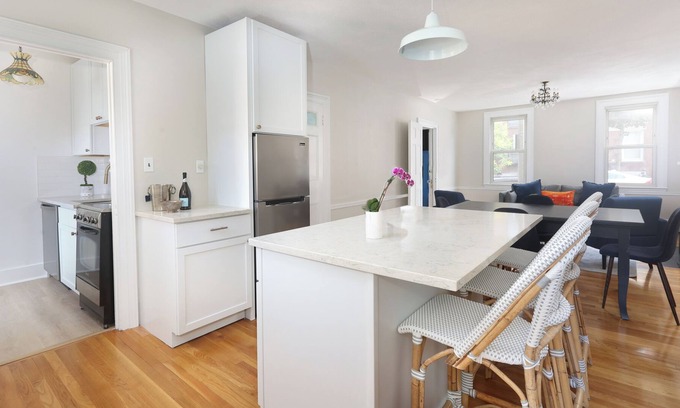 Thompson Square - Bunker Hill House | Single family - One Block to the Historic Bunker Hill Monument!