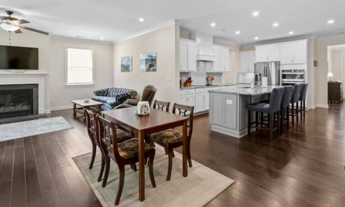 Mint Hill House | Single Level, Open Floor Plan w/ Indoor Fire Place