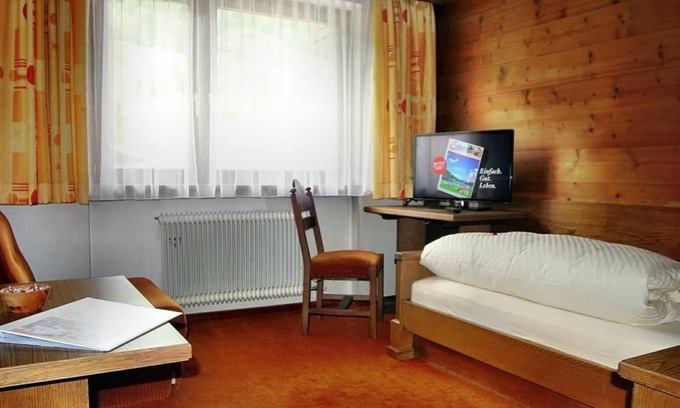 Bramberg am Wildkogel House | Single room in the adjoining house - Landhotel Kaserer
