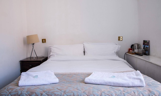 Bordesley House | Single Room 1 at the Old Crown Hotel