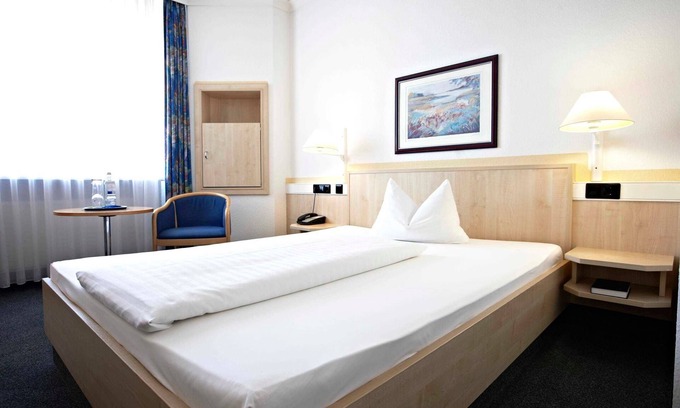 Erfurt Old Town House | Single Room - Intercity Hotel Erfurt