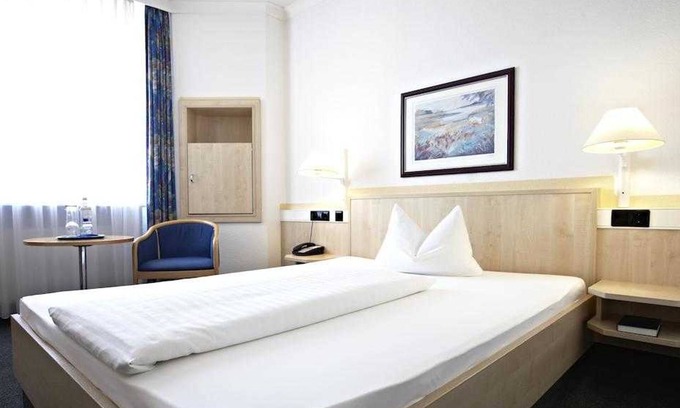 Erfurt Old Town Hotel | Single Room - Intercity Hotel Erfurt