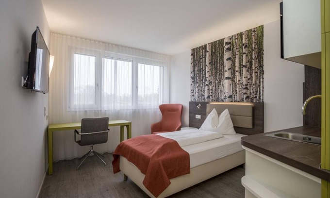 Itzling Bed & Breakfast | Single room, shower, WC - Eco Suite Hotel