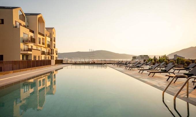 Tomicici Hotel | SIRO Boka Place