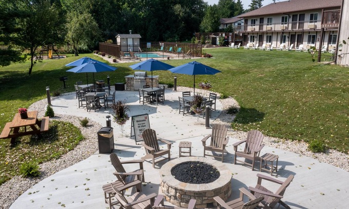 Sister Bay Hotel | Sister Bay Inn