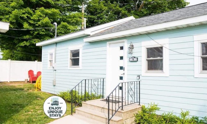 Sister Lakes Cabin | Sister Lake Cottages - Unit 5