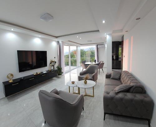 Kotor Apartment | Sisters residence