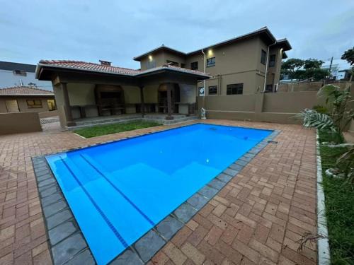 Athlone Apartment | Six64 on KINGSWAY A5