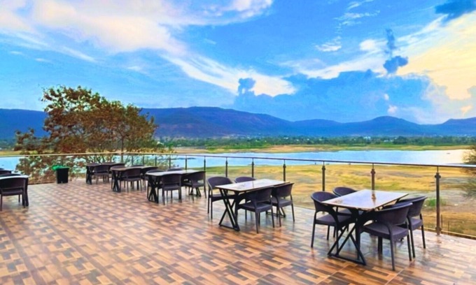 Kadadhe Resort | Sizzle Bay Resort