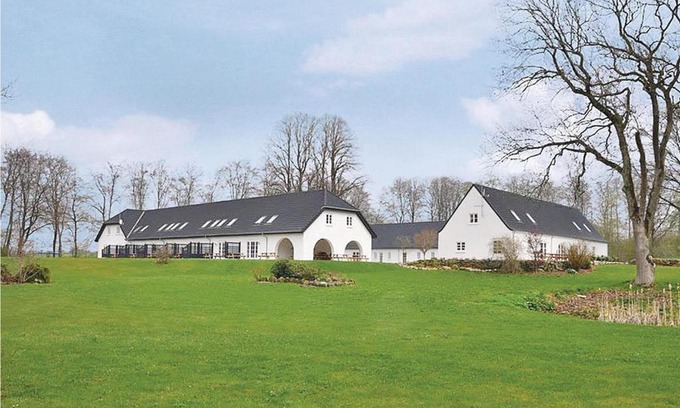 Nimtofte House | Sjørupgaard