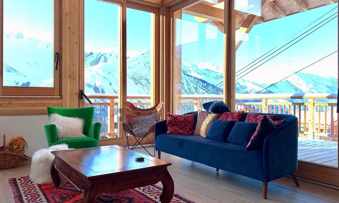 Saint-Martin-de-Belleville Ski Chalet | Ski-In/Ski-Out Chalet Pomme de Pin with Sauna, WiFi, and Covered Parking