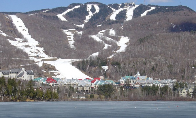 Mont-Tremblant House | Ski/Golf/Ironman/Relaxing chalet directly on La Bete - "Royal Tremblant"