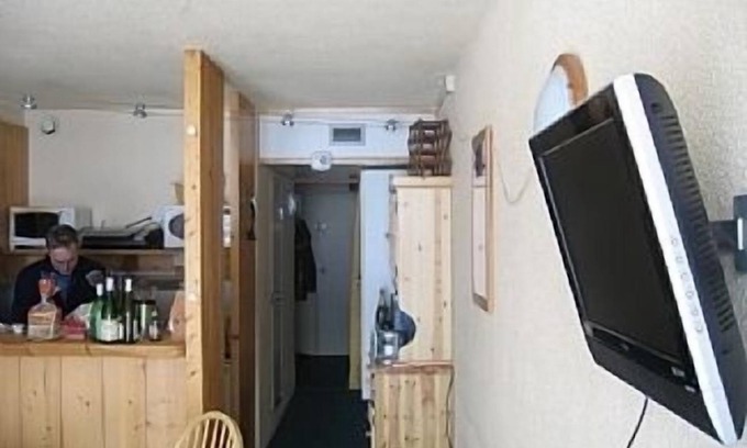 Arc-2000 Apartment | Ski Holiday Apartment With Balcony