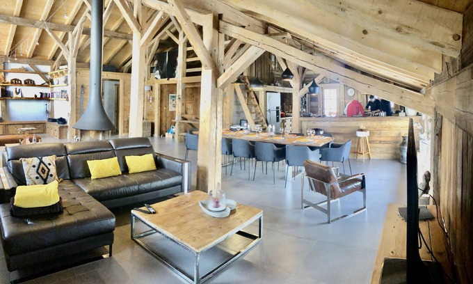 Praz-sur-Arly Ski Chalet | SKI IN/OUT: Large 400m renovated chalet on the slopes