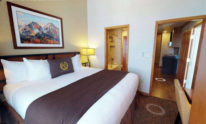 Park City Resort | Ski in/out Resort - Sundance Film Festival - Loft with Private Hot Tub balcony