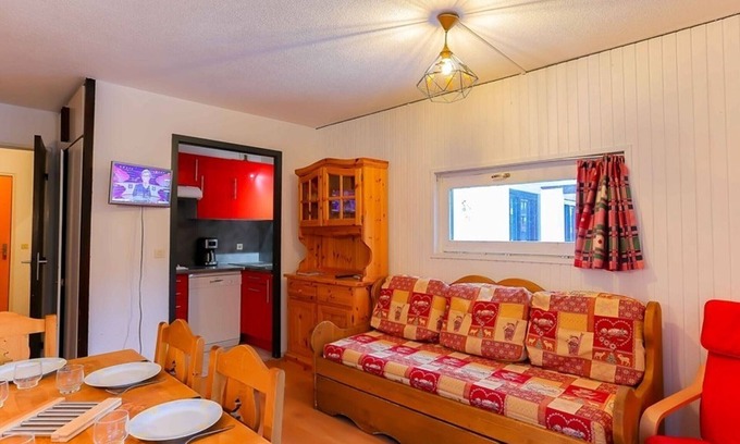 Val-Thorens Apartment | Ski-In/Ski-Out Apartment in Val Thorens - 5 Guests, Well-Equipped, Quiet Area