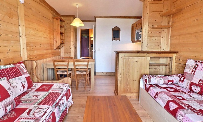 La Perriere Apartment | Ski-in/Ski-out Apartment at La Tania, 2BR, Sleeps 4, East Balcony, Courchevel
