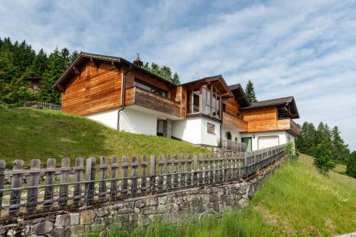 Schladming Apartment | Ski In/Ski Out Ferienhaus Berghof by Schladmingurlaub