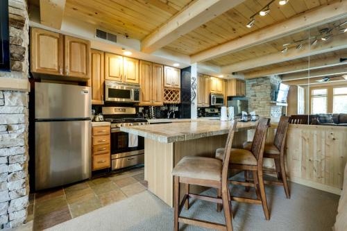 Snowmass Village Apartment | Ski-InandSki-Out Studio in Aspen Snowmass Ski Resort