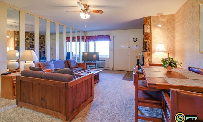 Mount Jackson Condo | Ski/MTB/Golf Condo (#115) - Slope side | Ski slope & Resort views | Walk-in access!