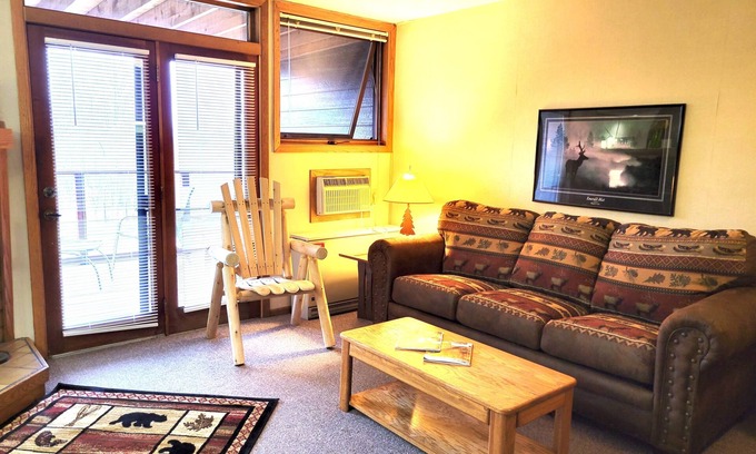 Lutsen Condo | SKI-OUT & IN! Hike, bike, fish, golf, beautiful Lake Superior N Shore/Sleeps 2+