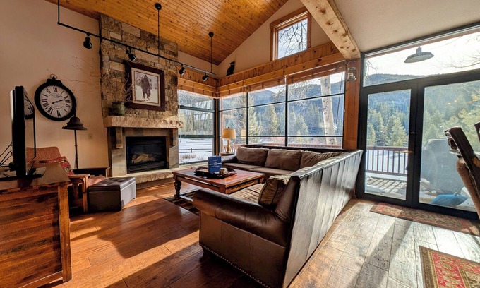 Keystone House | Ski Tip Ranch 8739
