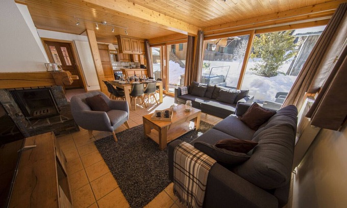 Les Prodains Ski Chalet | Ski-To-Door chalet with real log fire and garden in Morzine-Avoriaz