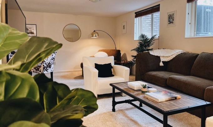 Cottonwood Heights House | Skiers Paradise — Modern 2BR, mins from resorts!