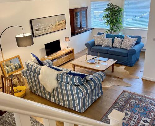 Penarth House | Skipper’s Cottage - Perfect for Cardiff & Penarth