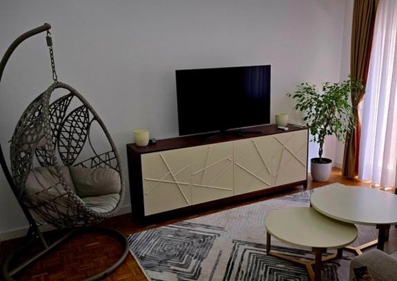 Tuzla Apartment | Skojevska