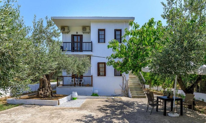 Stafylos Apartment | Skopelos Evergreen Apartments 2