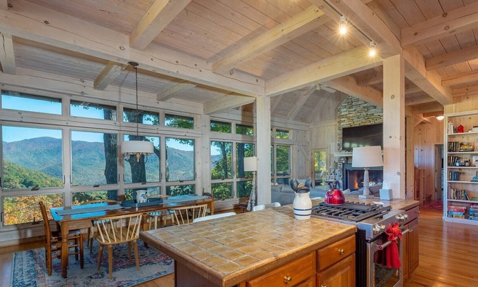 Laurel Ridge Cabin | Sky High at Laurel Ridge | Post & Beam Cabin With Long-range Mountain Views!
