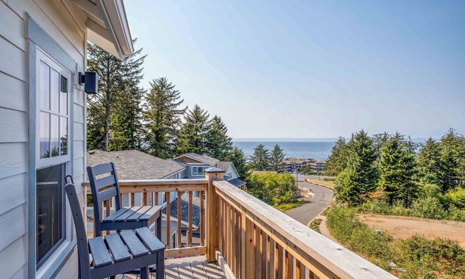 Depoe Bay House | Sky-High King Suite, Ocean Views, Hot Tub, Game Room, Media Room in Depoe Bay!