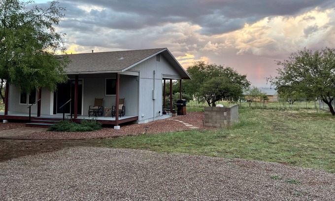 Sierra Vista Southeast Cottage | Sky Island Escape- with Mountain View