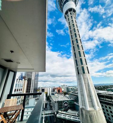 Auckland Central Business District Apartment | Sky Tower Panorama Suite Luxurious Apartment