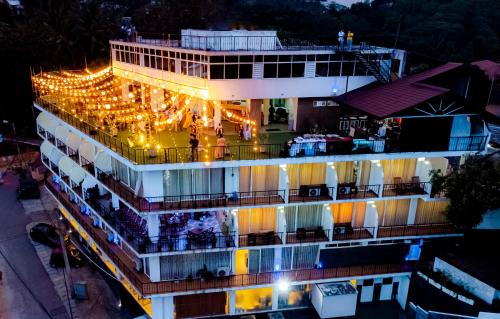 Kandy Hotel | Sky View Grand