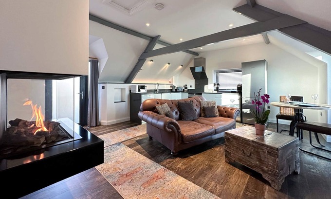 Marhamchurch Apartment | Skyfall - sleeps 2 guests in 1 bedroom