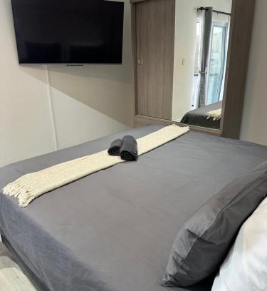 Melkbosstrand House | Skypool Guesthouse
