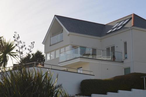 Saint Goran House | Skysail