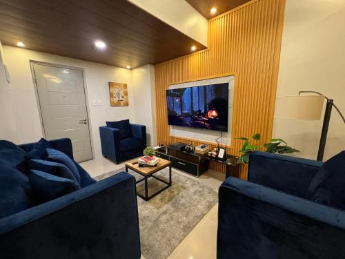 Santo Cristo Apartment | Skyview 2BR at Grass