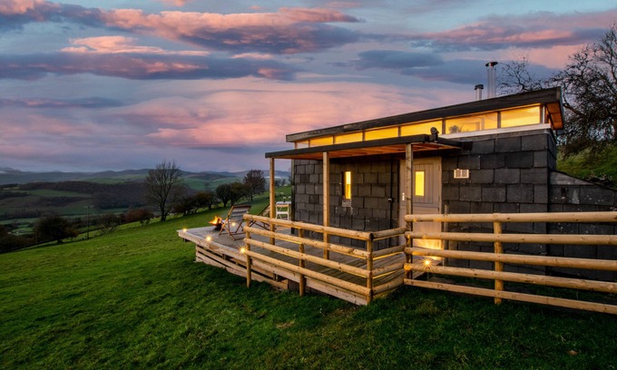 Cemmaes House | Slate Cabin - Caban Llechi