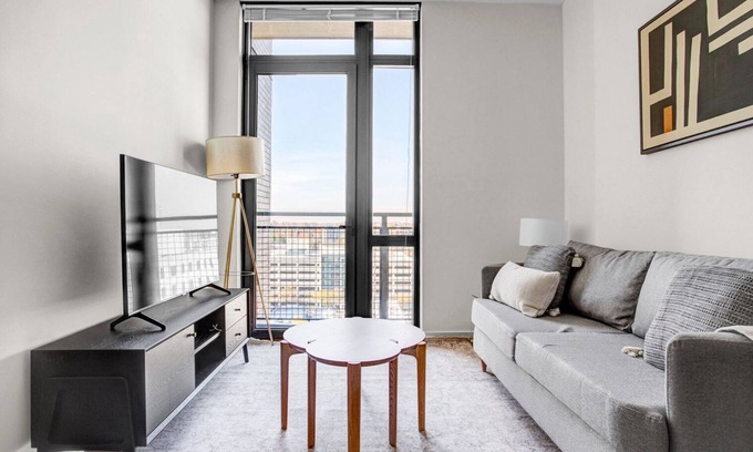 Woodmont Triangle Apartment | Sleek Bethesda Bainbridge 1BR w/Concierge, Gym, W/D, walk to Metro, by Blueground