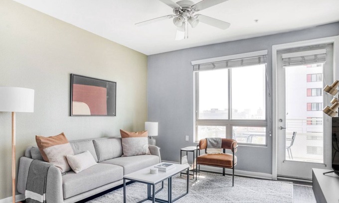 Chinatown Apartment | Sleek Downtown 1BR w/ Gym, Pool & Spa, near 7th St Metro, by Blueground