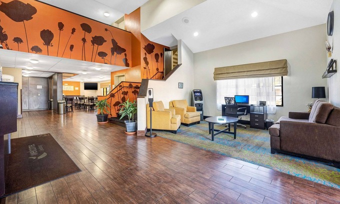 Leesburg Hotel | Sleep Inn Leesburg Chain of Lakes