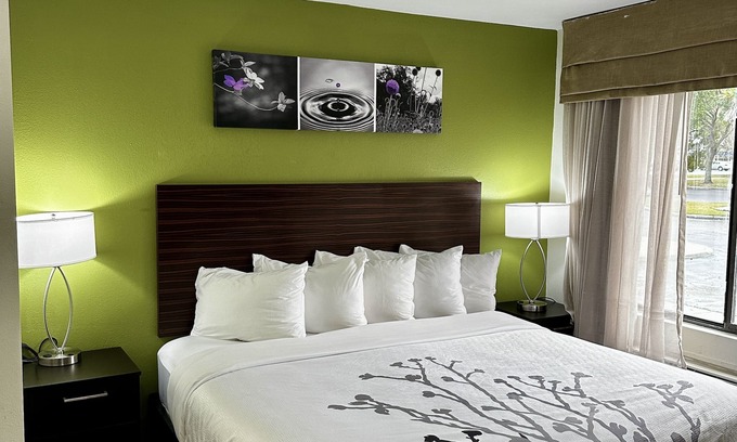Savannah Hotel | Sleep Inn Savannah Gateway I-95