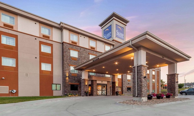 Lincoln Hotel | Sleep Inn & Suites Lincoln University Area