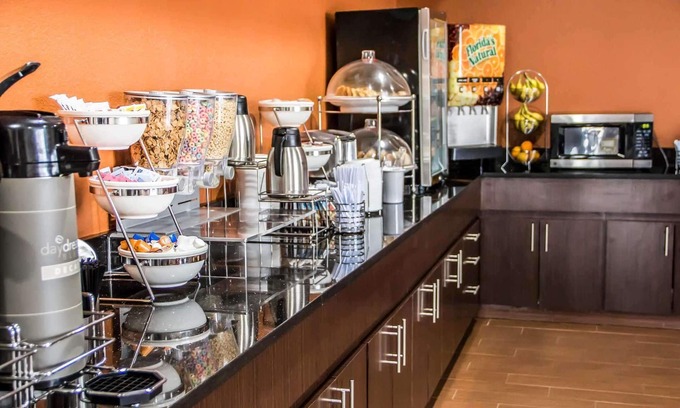 Oklahoma City Hotel | Sleep Inn & Suites Oklahoma City North