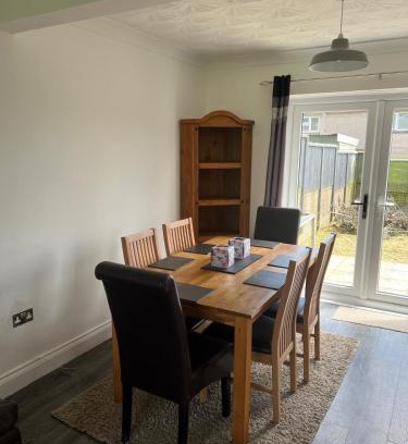 Milford Haven House | Sleeps 7