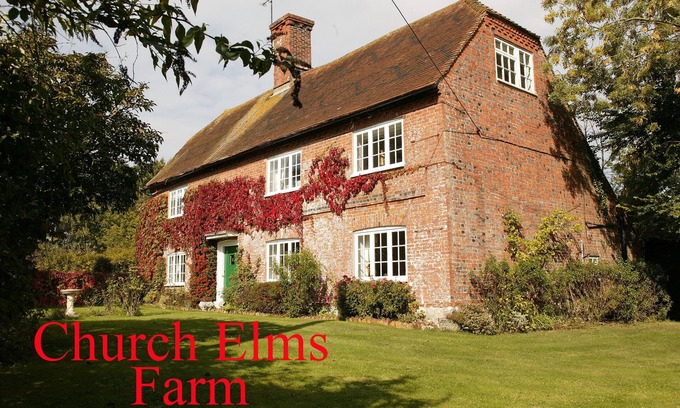 Ashford Other | Sleeps 8 (+2) Private Tennis Court and Games Room, Rural, Pet welcome.